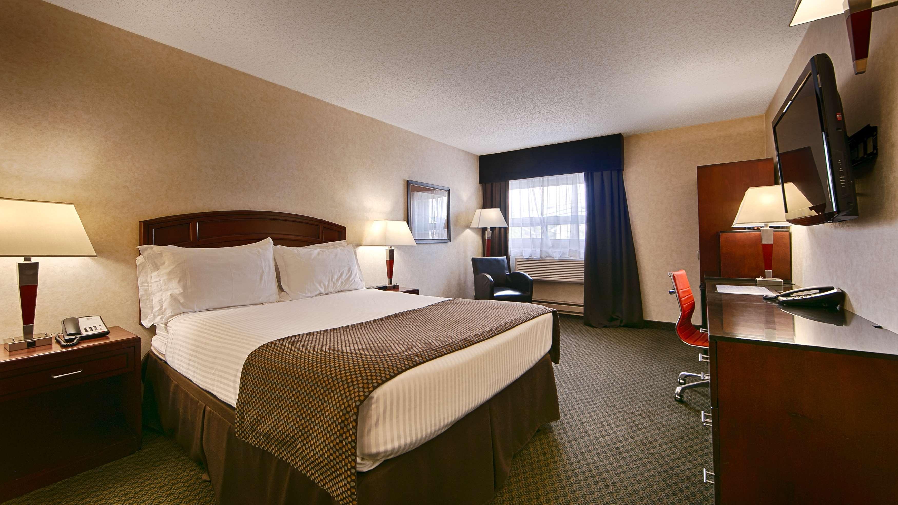 Best Western Airport Inn Calgary Exterior photo