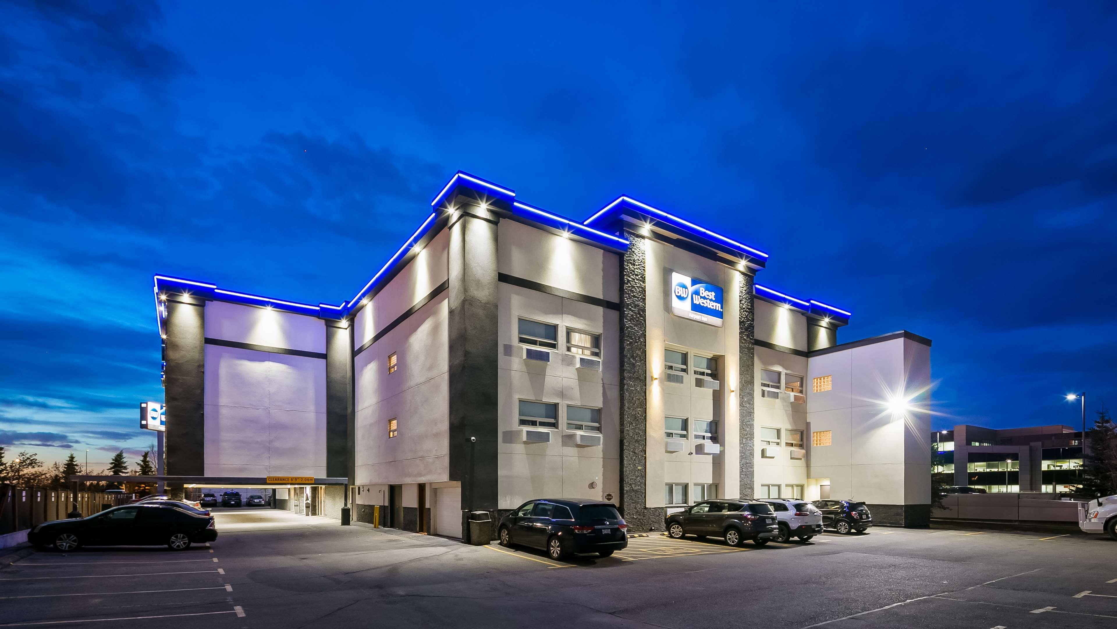 Best Western Airport Inn Calgary Exterior photo