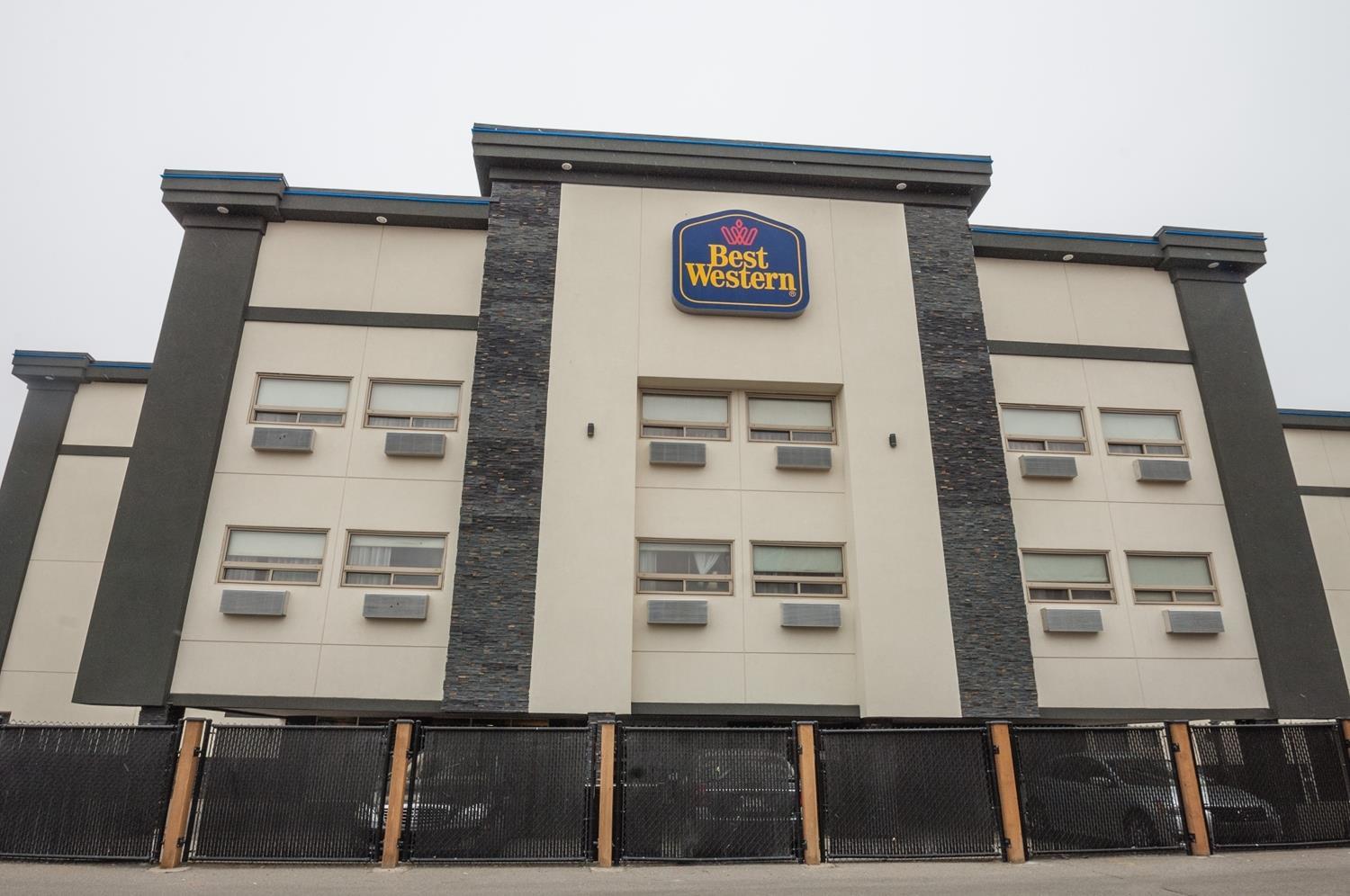 Best Western Airport Inn Calgary Exterior photo